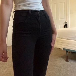 Levi’s Black Jeans
